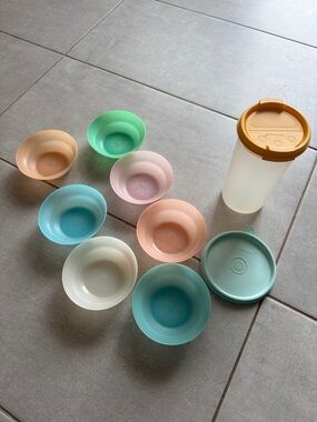 Tupperware Lidded Snack Set